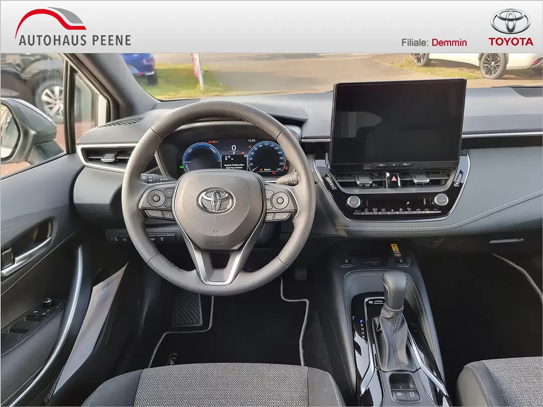 Toyota Corolla - Thumbnail 11