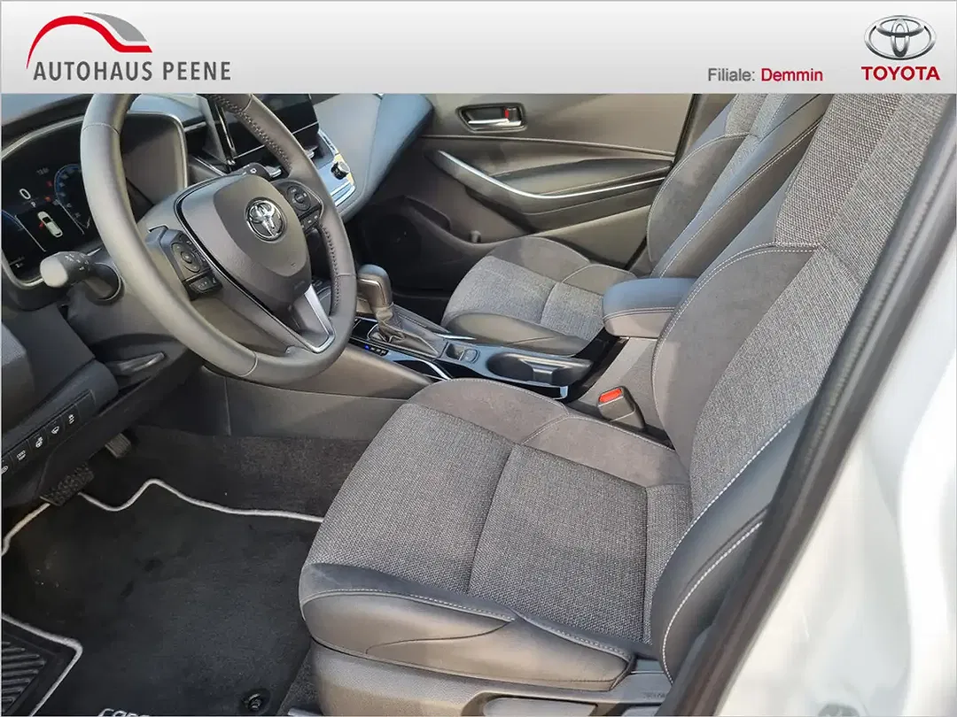 Toyota Corolla - Thumbnail 14