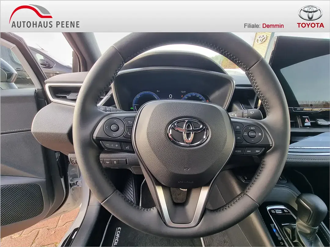 Toyota Corolla - Thumbnail 15