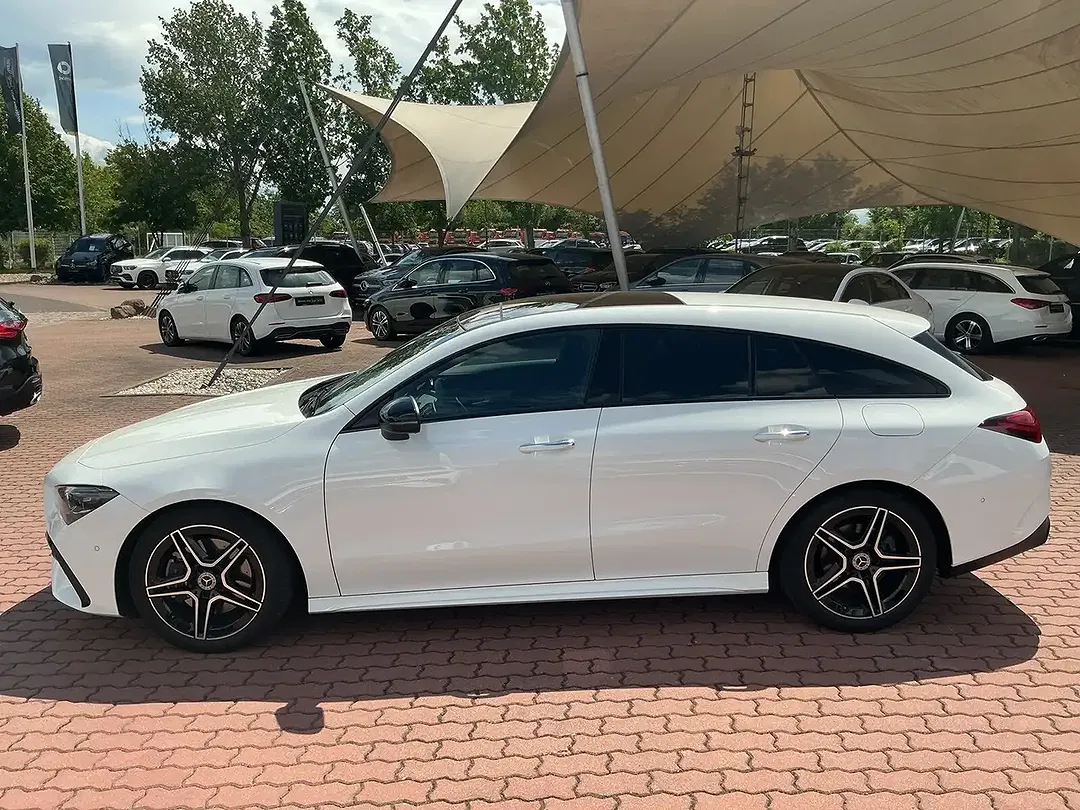 Mercedes-Benz CLA 200 - Thumbnail 6