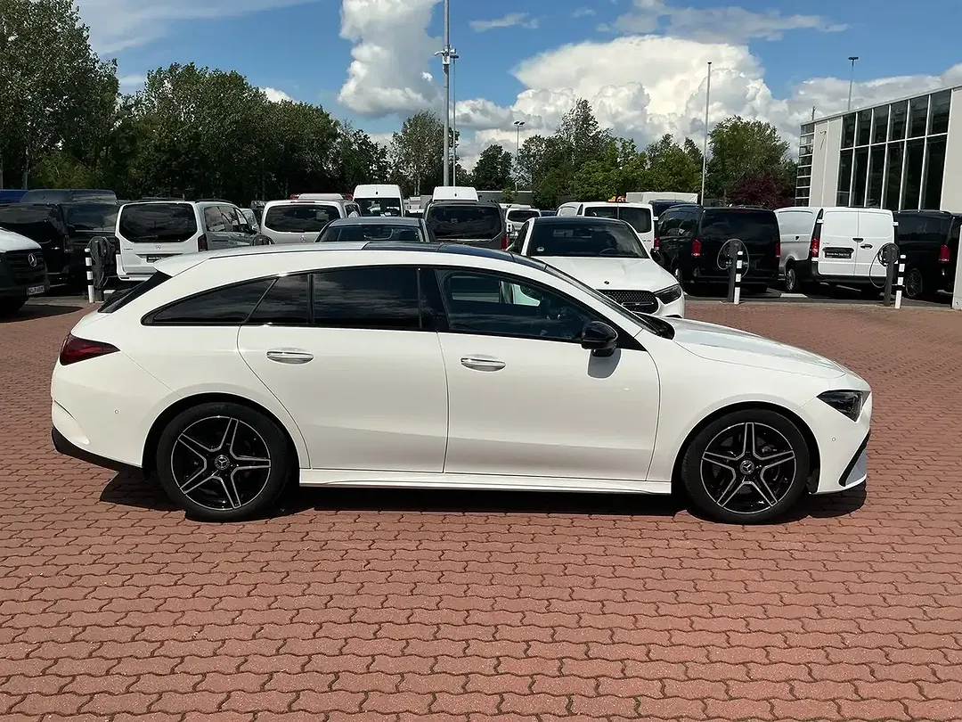 Mercedes-Benz CLA 200 - Thumbnail 7