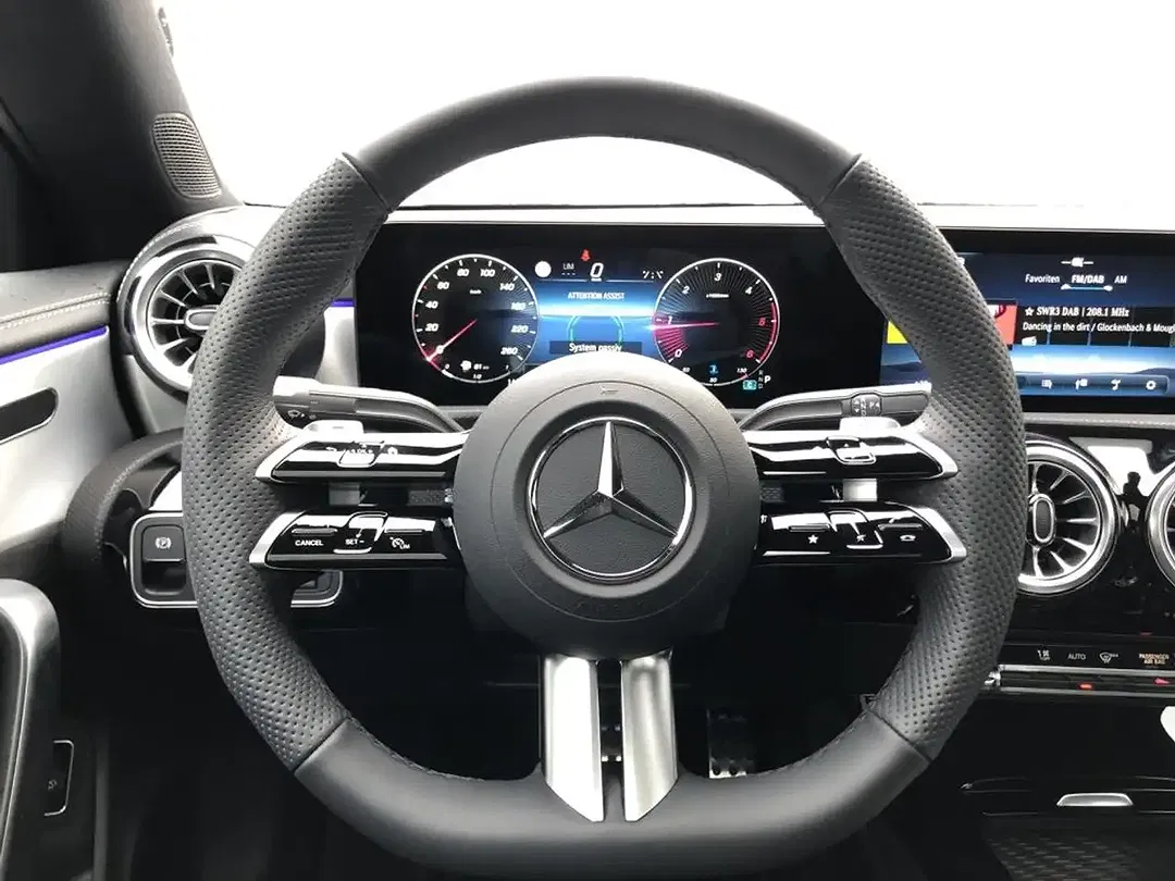 Mercedes-Benz CLA 220 - Thumbnail 10