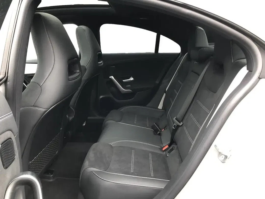 Mercedes-Benz CLA 220 - Thumbnail 7