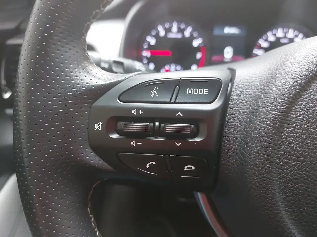 Kia Stonic - Thumbnail 15