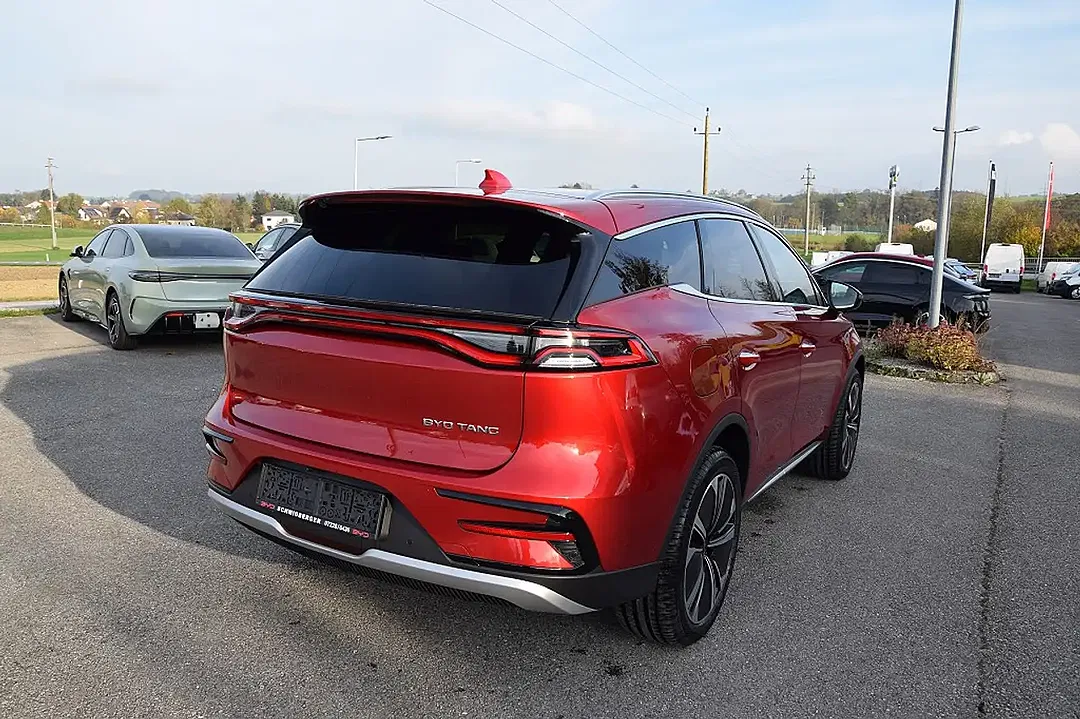 BYD Tang - Thumbnail 3