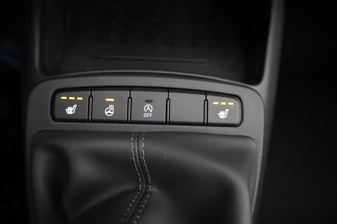 Hyundai i10 - Thumbnail 13