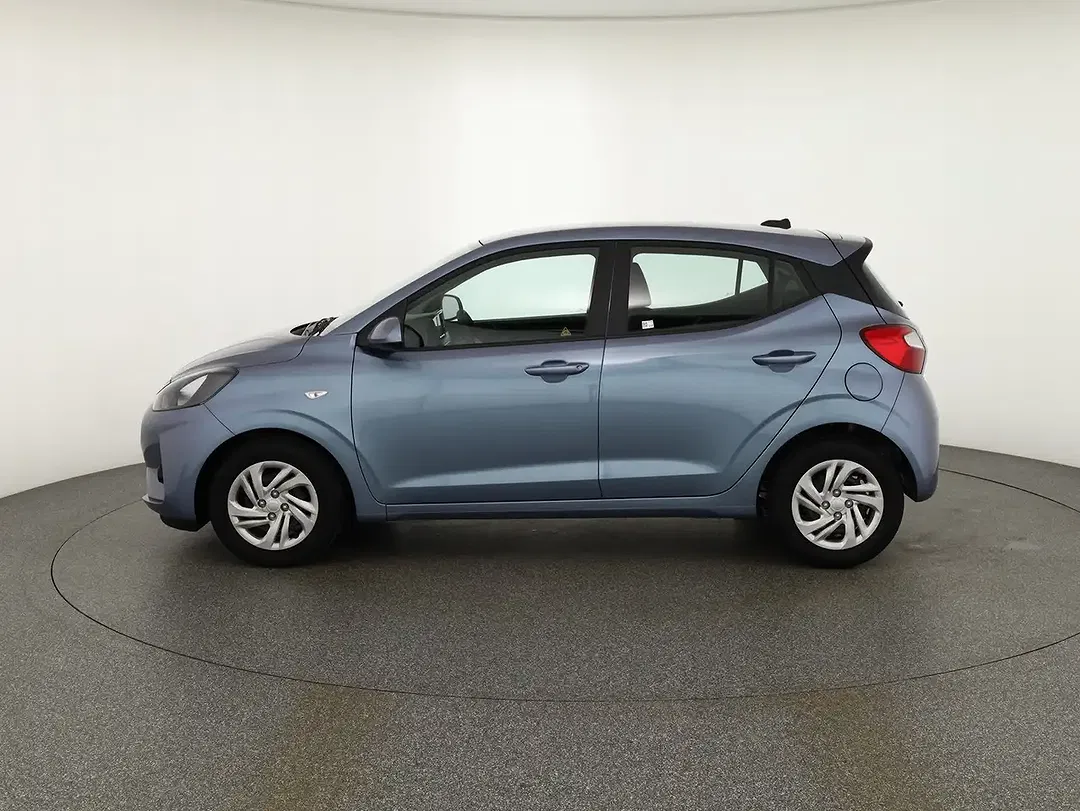 Hyundai i10 - Thumbnail 1