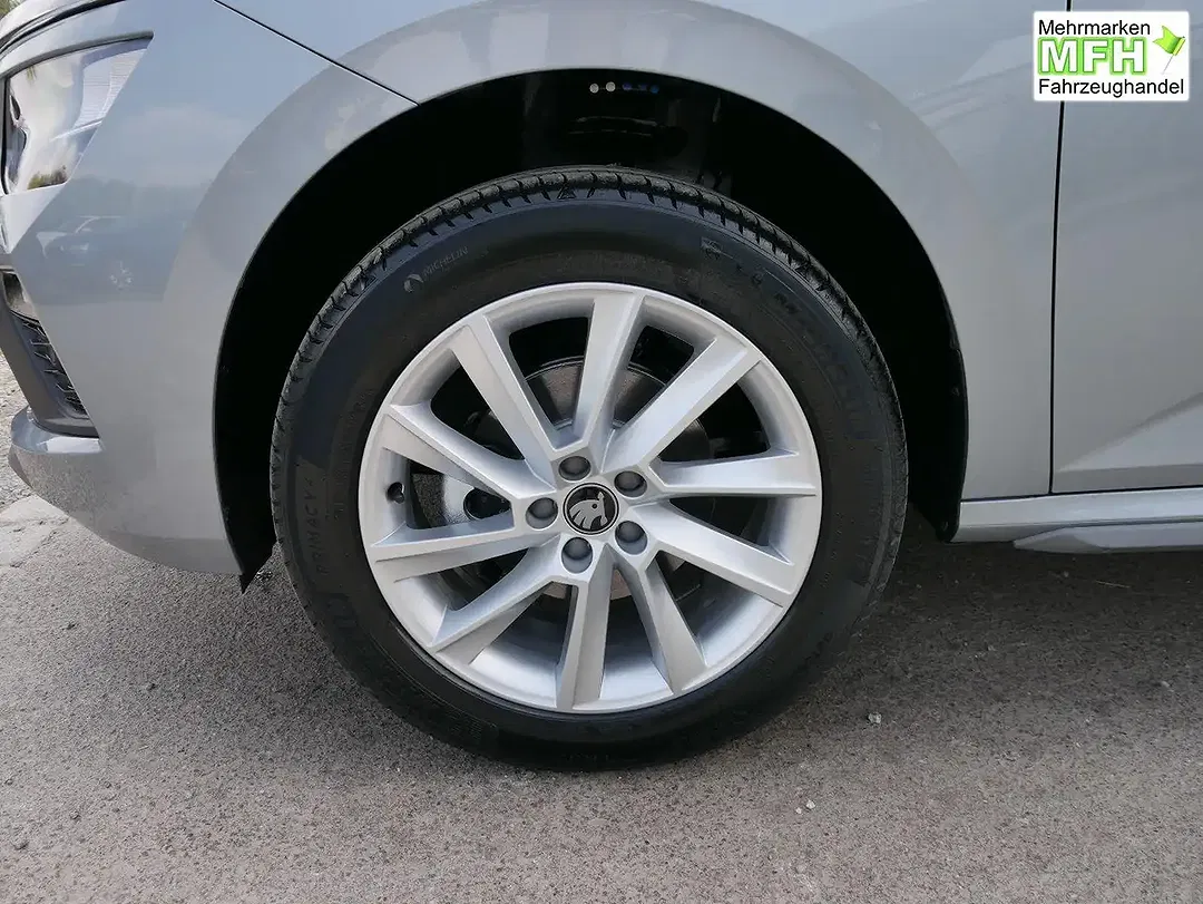 Skoda Kamiq - Thumbnail 3