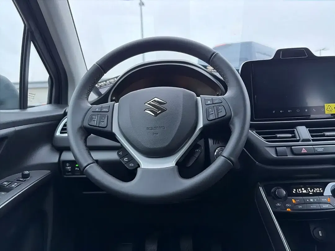 Suzuki SX4 S-Cross - Thumbnail 14