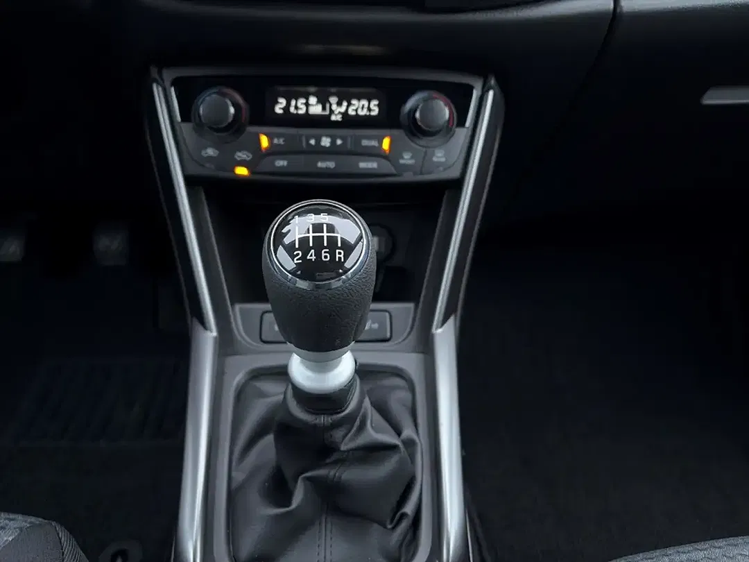 Suzuki SX4 S-Cross - Thumbnail 15