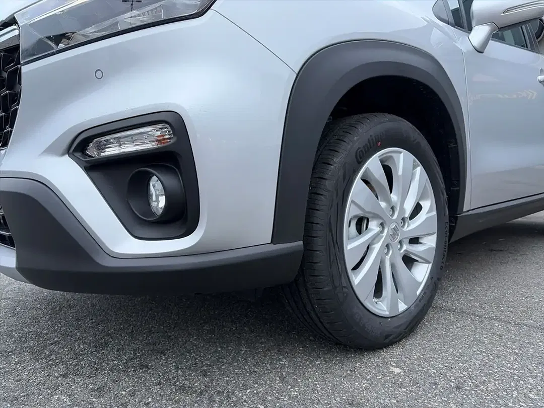 Suzuki SX4 S-Cross - Thumbnail 7