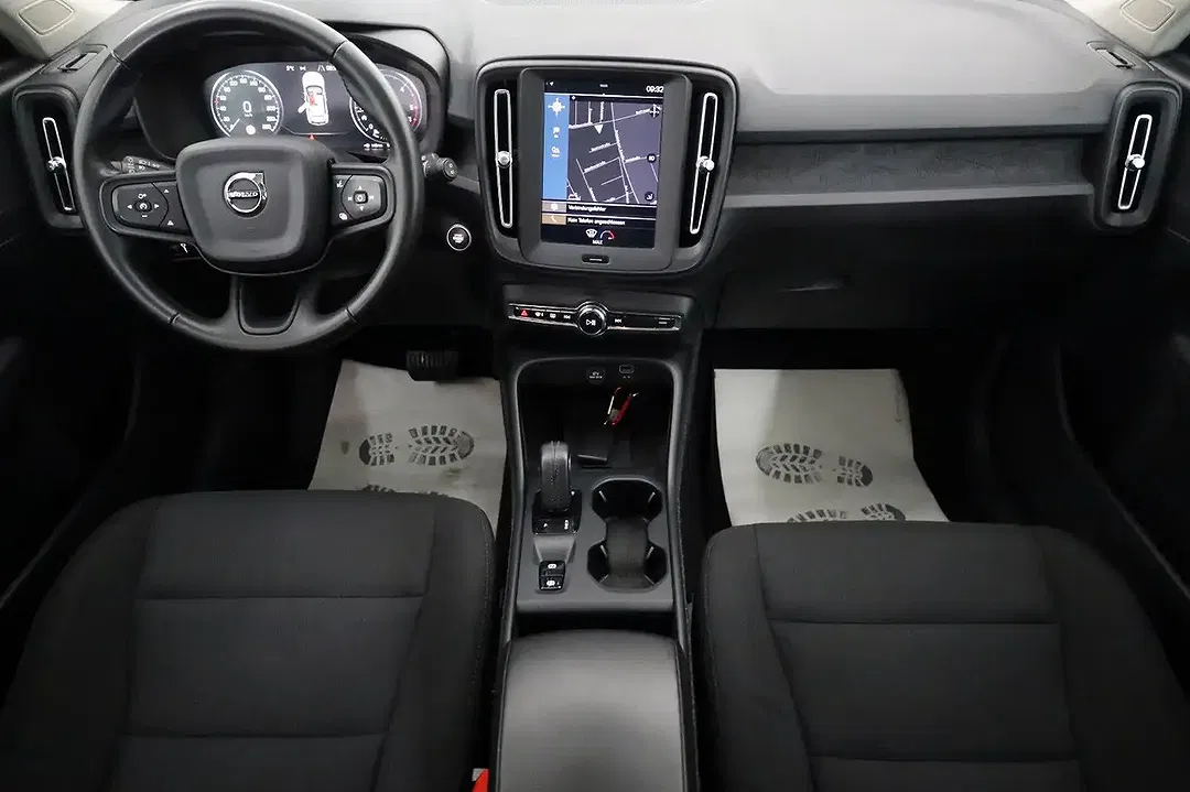 Volvo XC40 - Thumbnail 10
