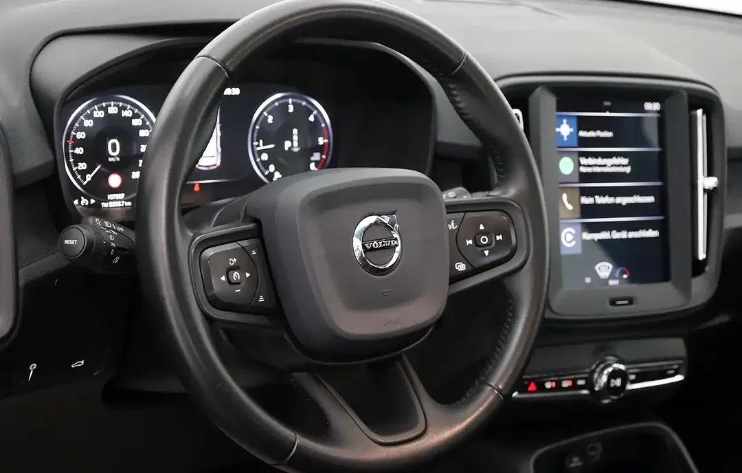 Volvo XC40 - Thumbnail 11