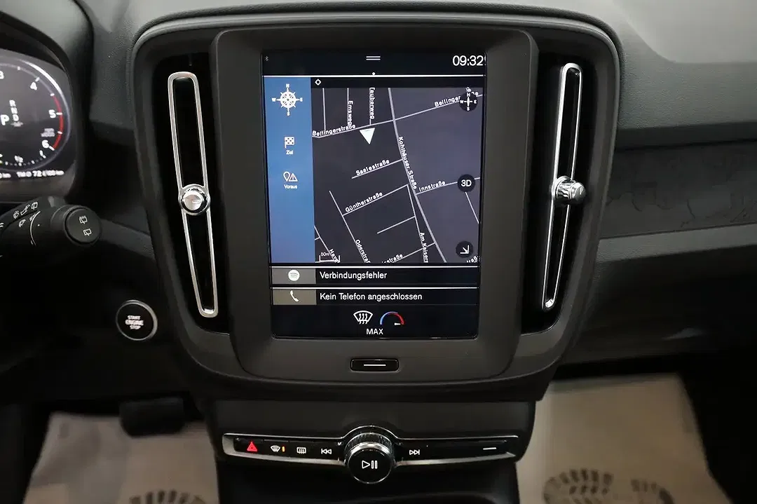 Volvo XC40 - Thumbnail 12