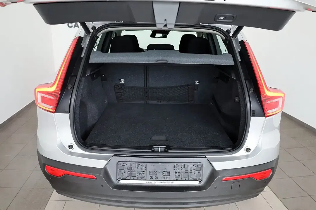 Volvo XC40 - Thumbnail 21