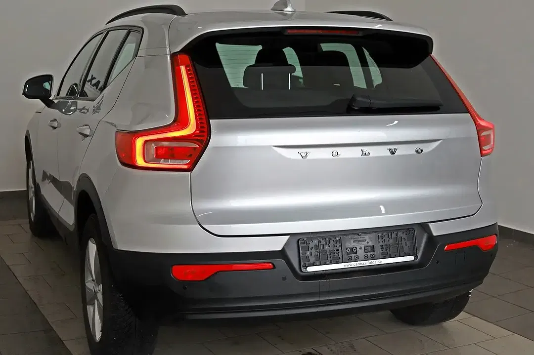 Volvo XC40 - Thumbnail 8
