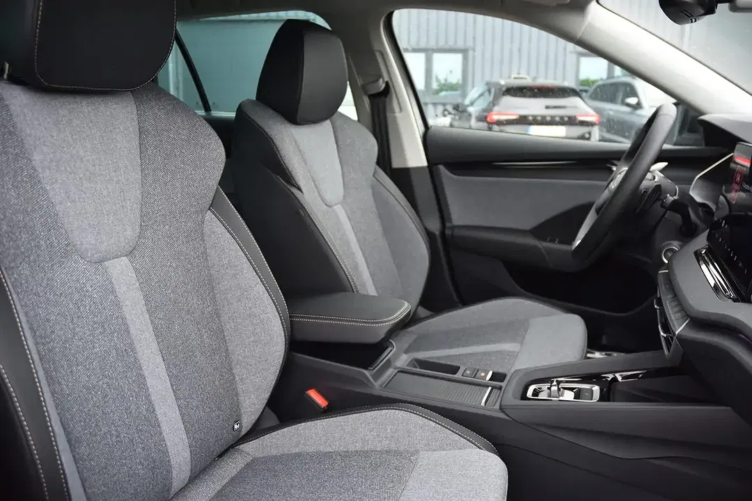Skoda Octavia - Thumbnail 11