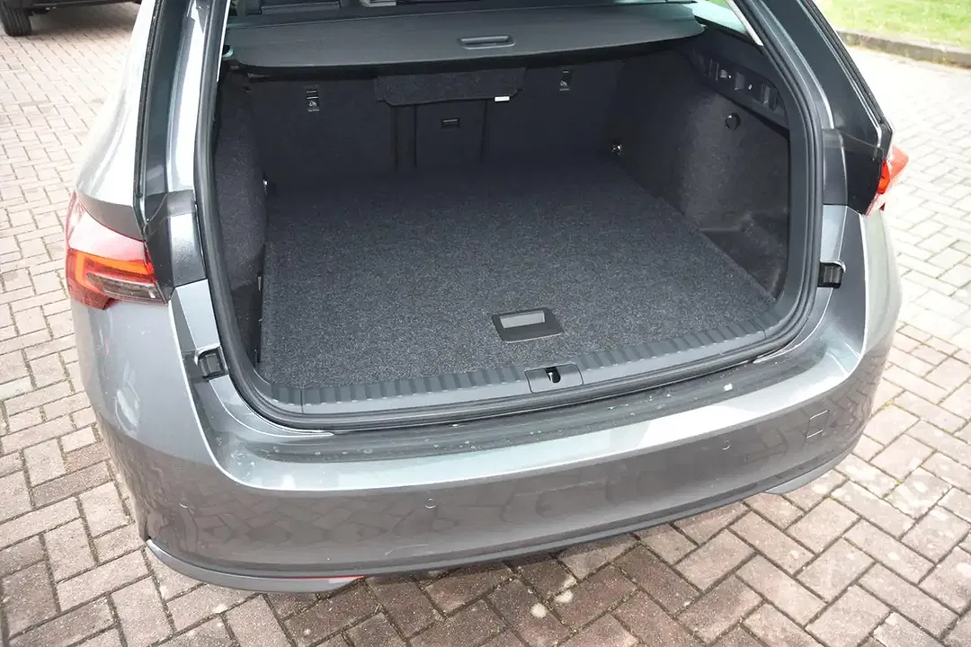 Skoda Octavia - Thumbnail 13