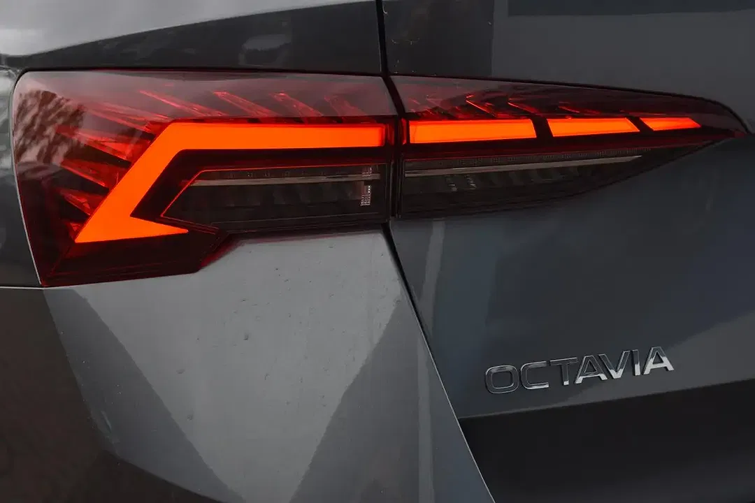 Skoda Octavia - Thumbnail 28
