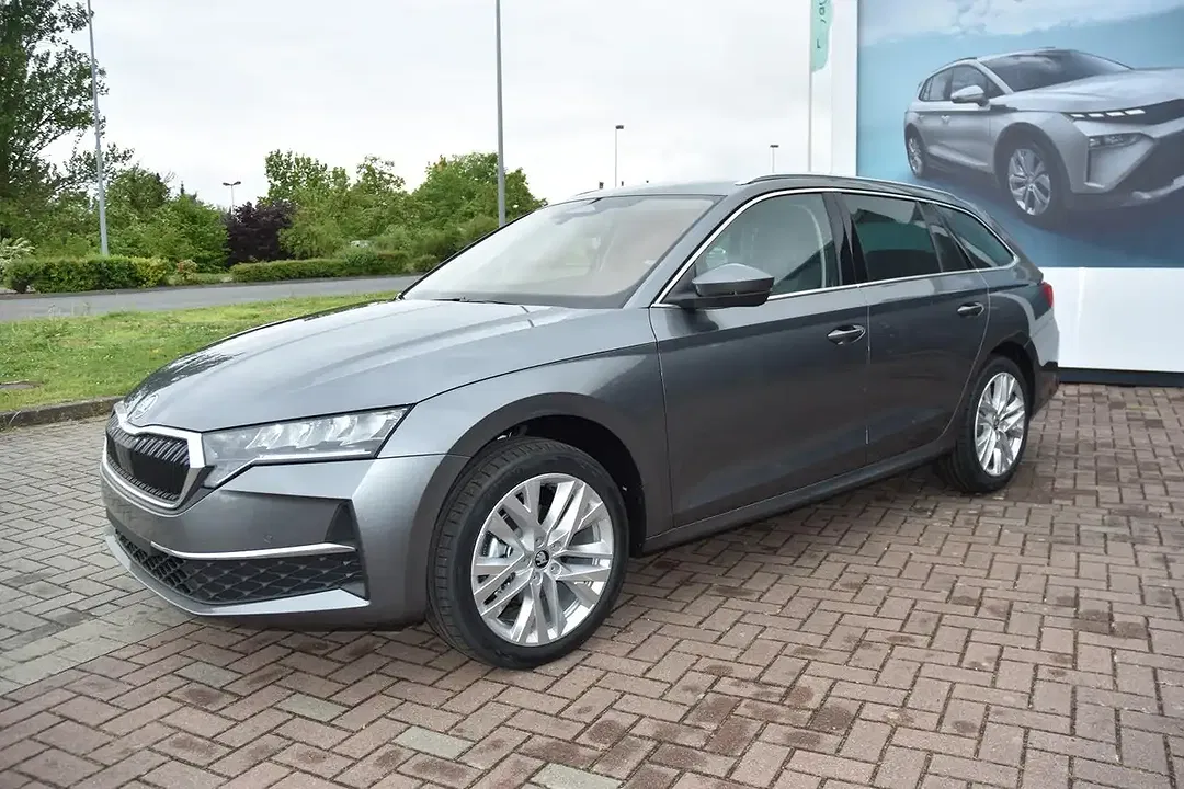Skoda Octavia - Thumbnail 3