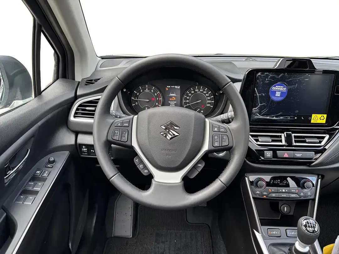 Suzuki SX4 S-Cross - Thumbnail 12