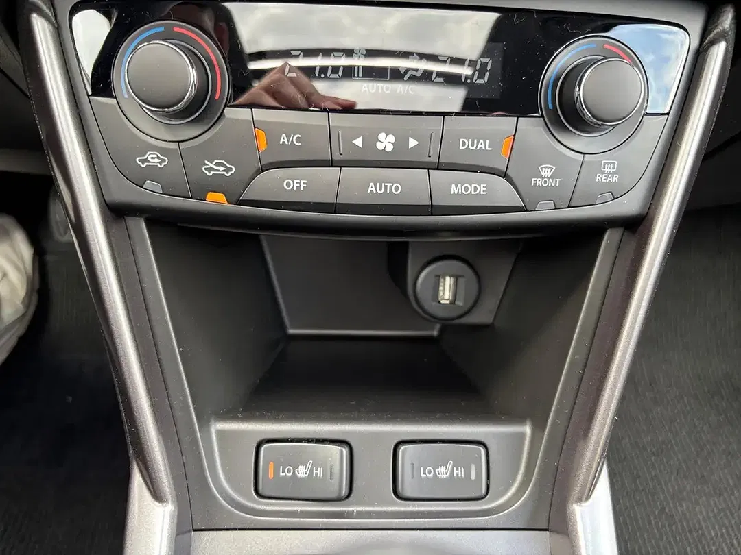Suzuki SX4 S-Cross - Thumbnail 15