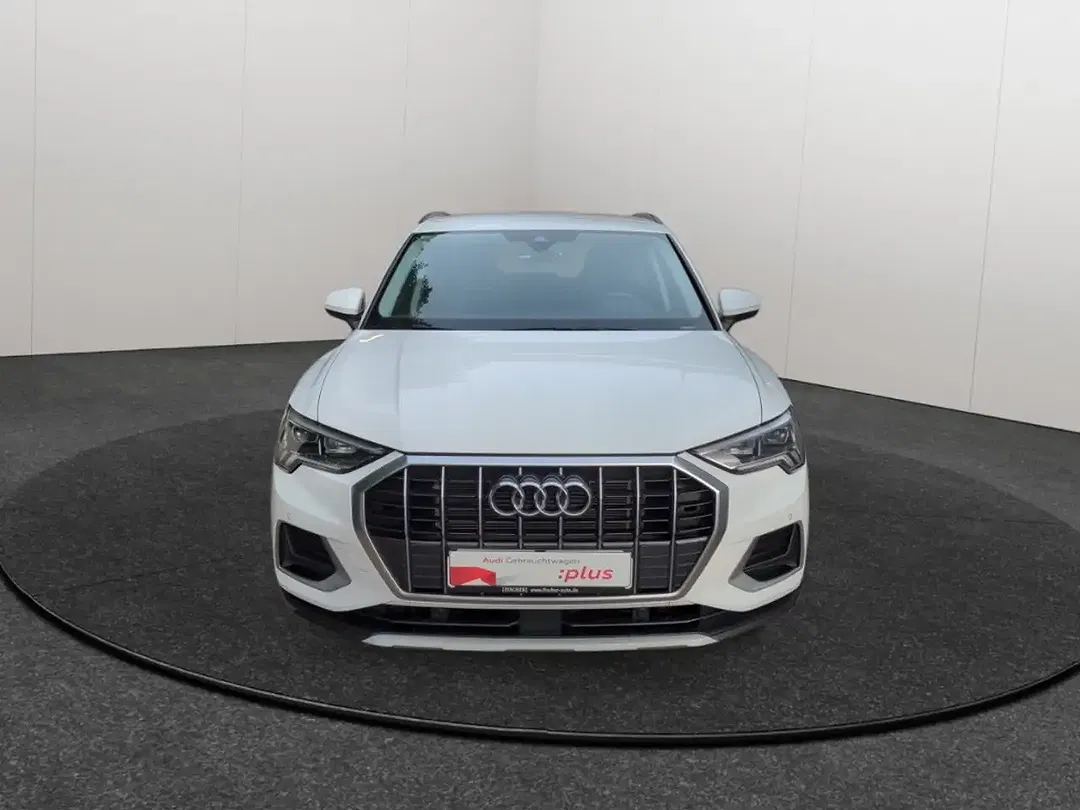 Audi Q3 - Thumbnail 2