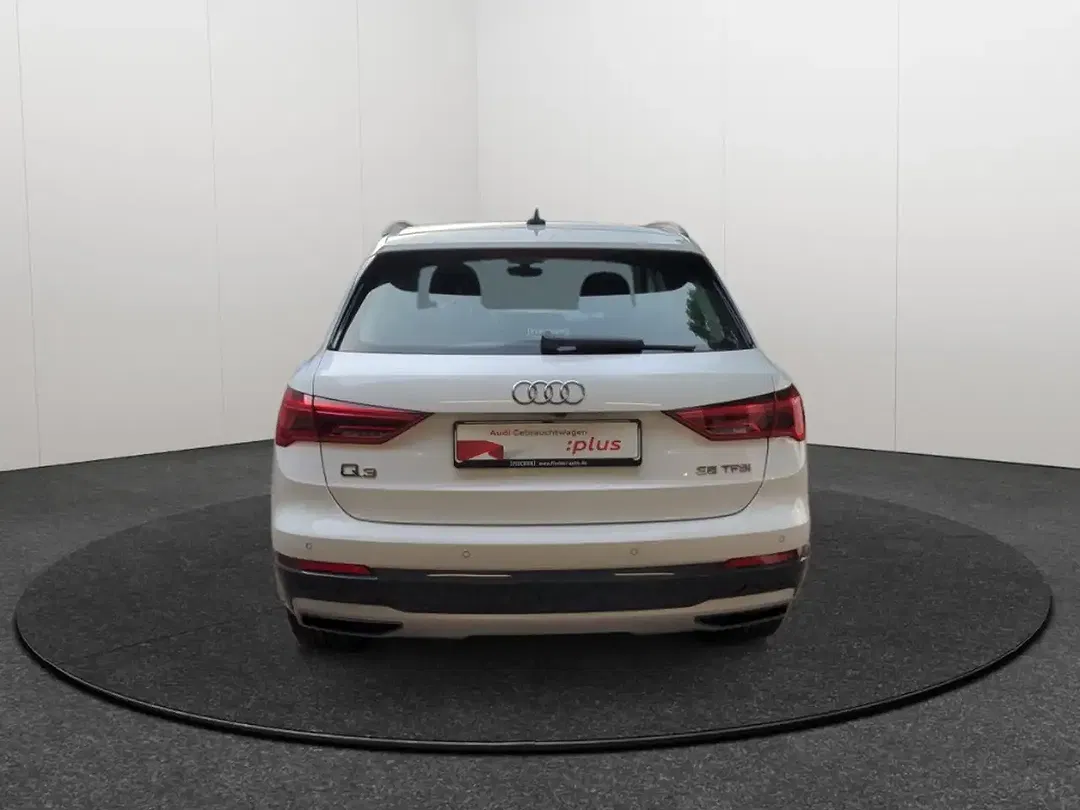 Audi Q3 - Thumbnail 6