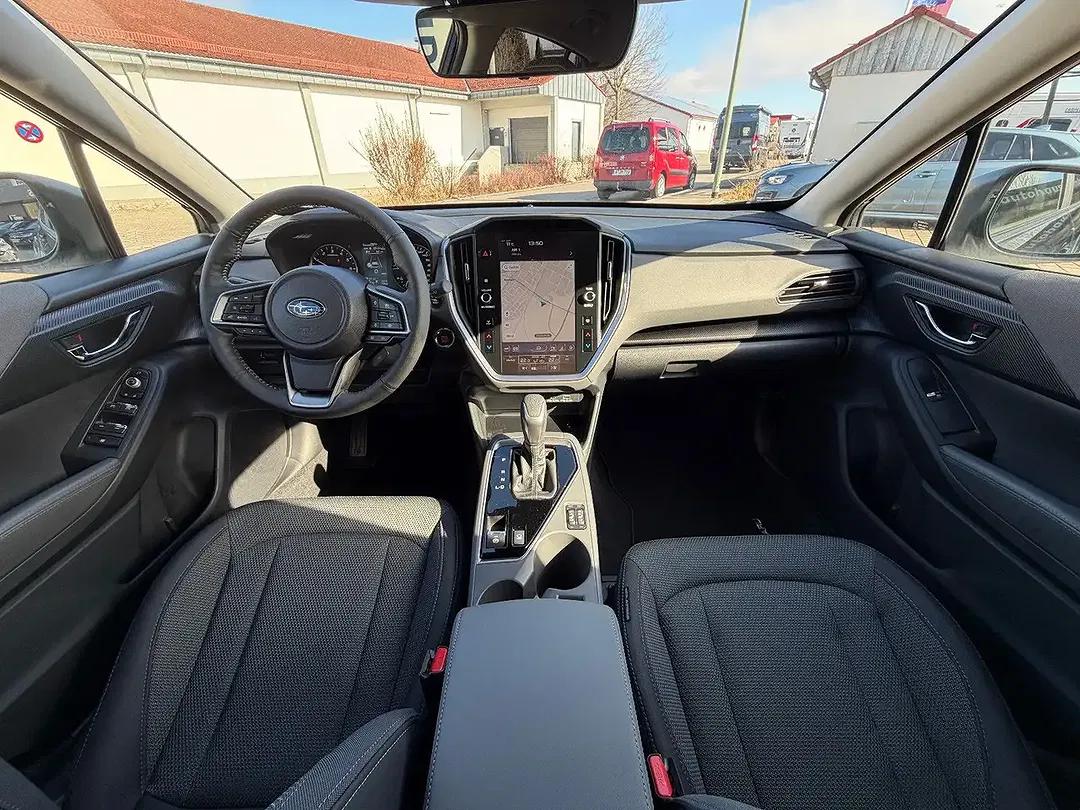 Subaru Crosstrek - Thumbnail 13