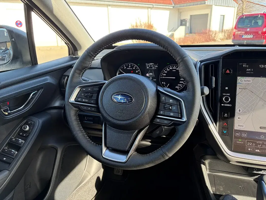 Subaru Crosstrek - Thumbnail 14