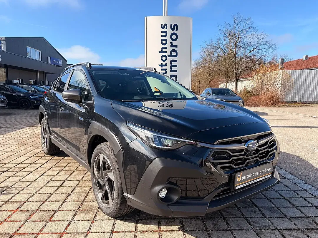 Subaru Crosstrek - Thumbnail 2