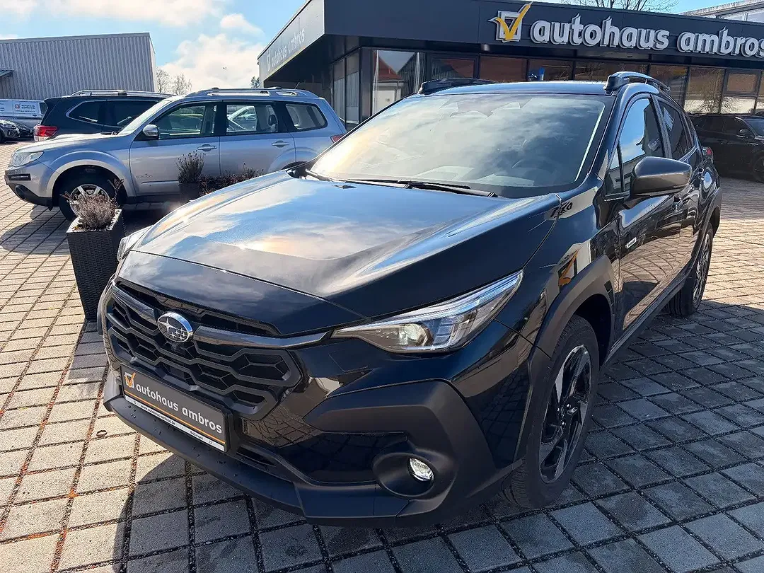 Subaru Crosstrek - Thumbnail 4