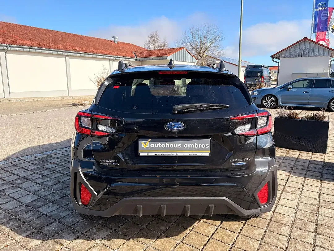 Subaru Crosstrek - Thumbnail 7