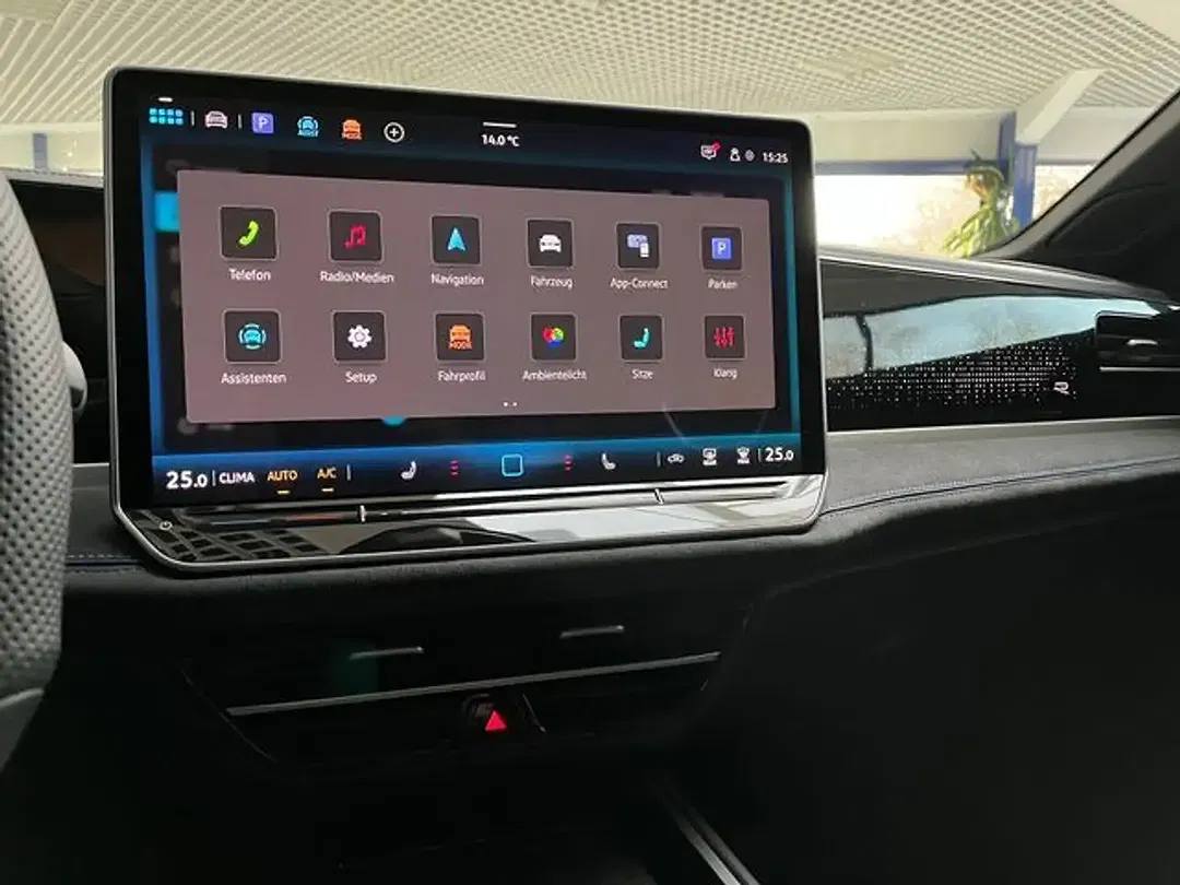 Volkswagen Passat Variant - Thumbnail 15
