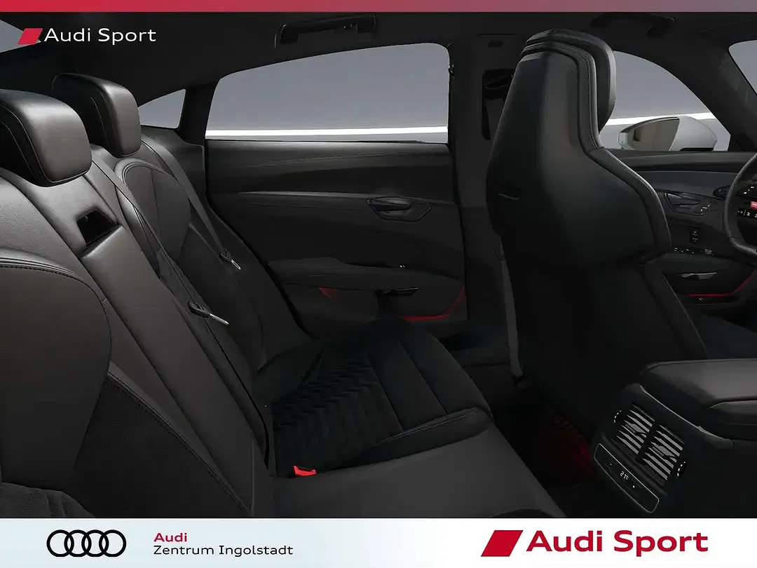 Audi RS e-tron GT - Thumbnail 11