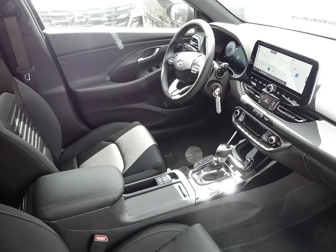 Hyundai i30 - Thumbnail 4