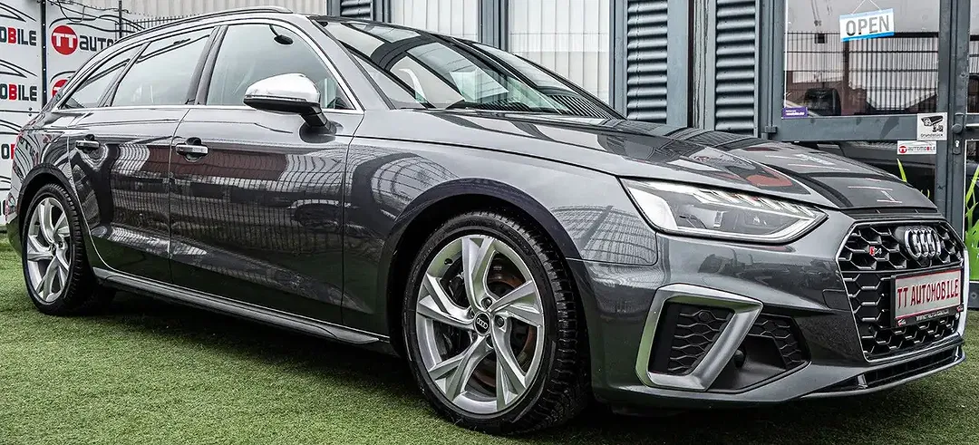 Audi S4 - Thumbnail 2