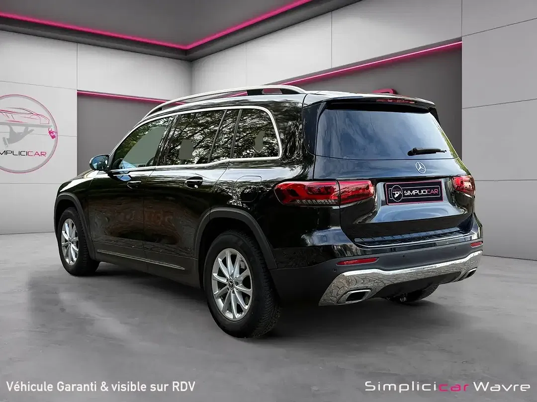 Mercedes-Benz GLB 200 - Thumbnail 3