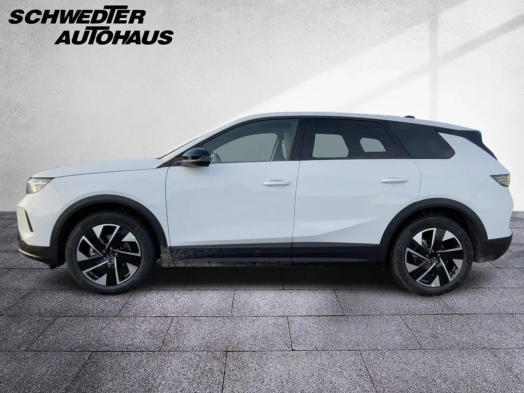 Opel Grandland - Thumbnail 3