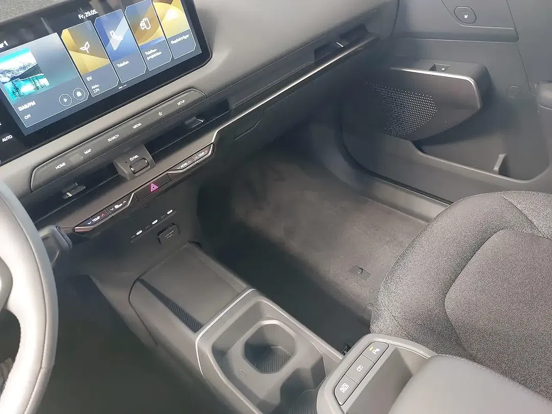 Kia EV2 - Thumbnail 12