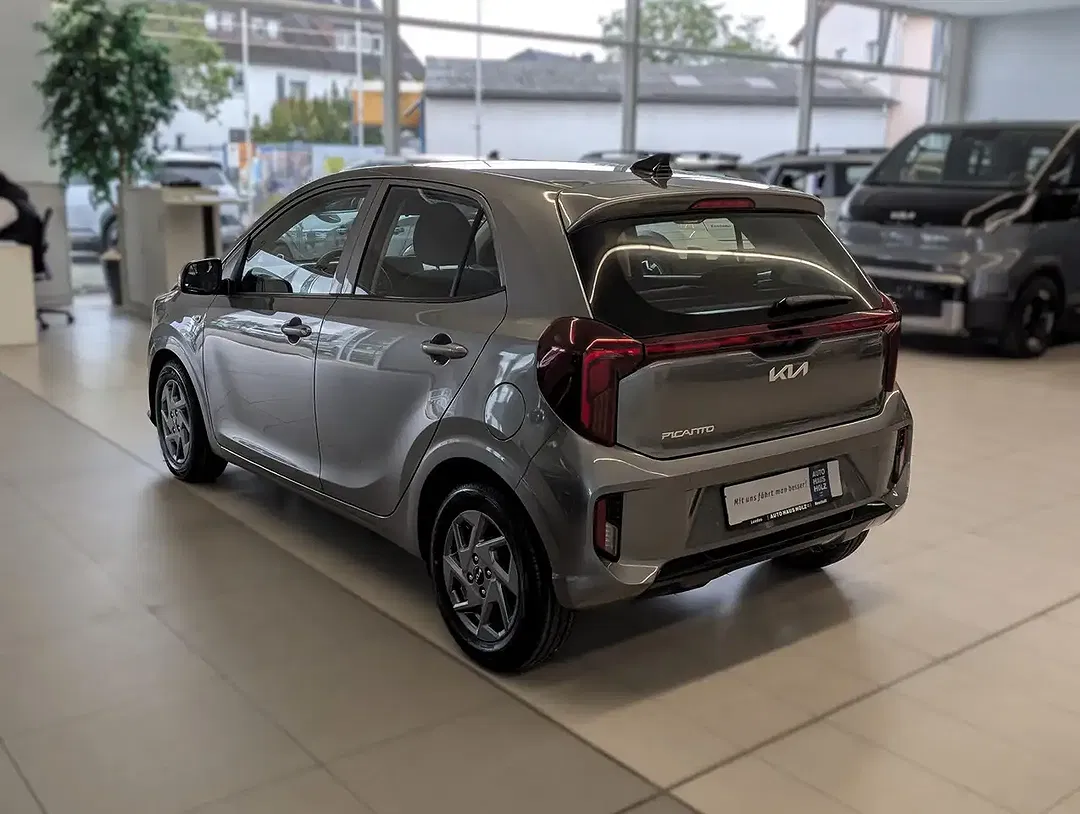 Kia Picanto - Thumbnail 2