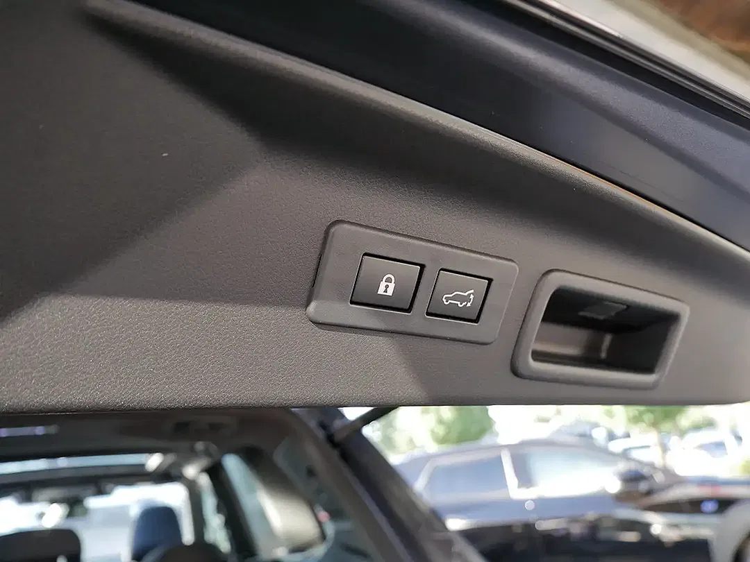 Subaru Forester - Thumbnail 12