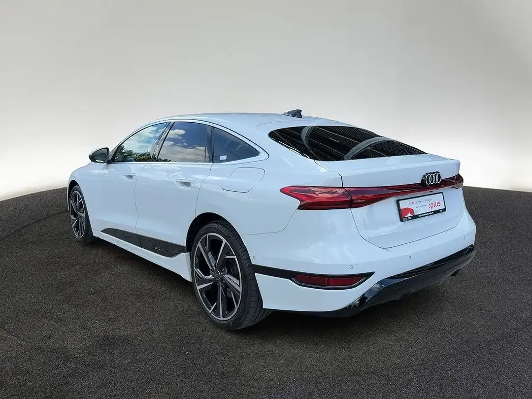 Audi A6 e-tron - Thumbnail 3