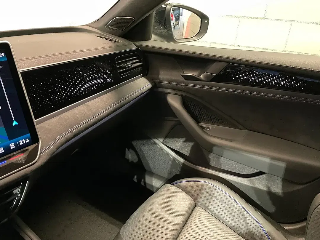 Volkswagen Passat Variant - Thumbnail 15