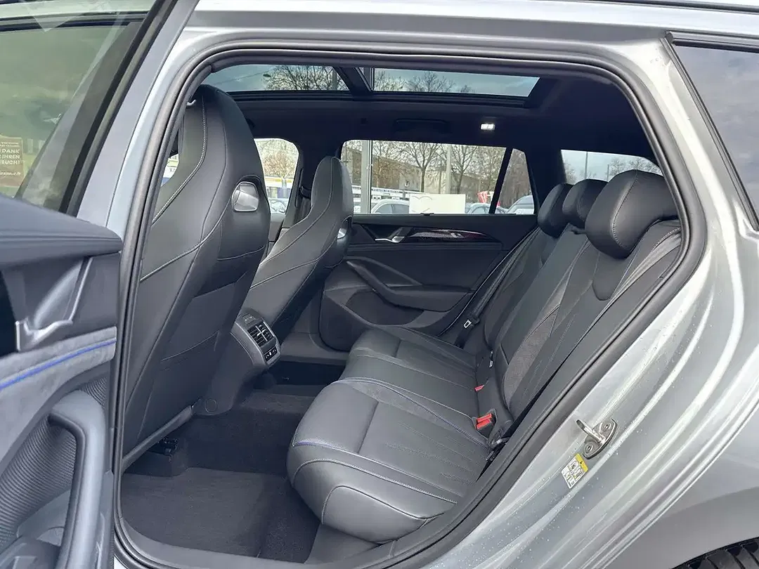Volkswagen Passat Variant - Thumbnail 5
