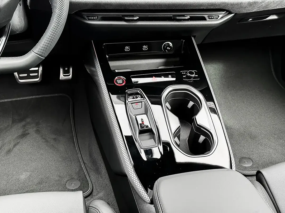 Audi A6 - Thumbnail 14