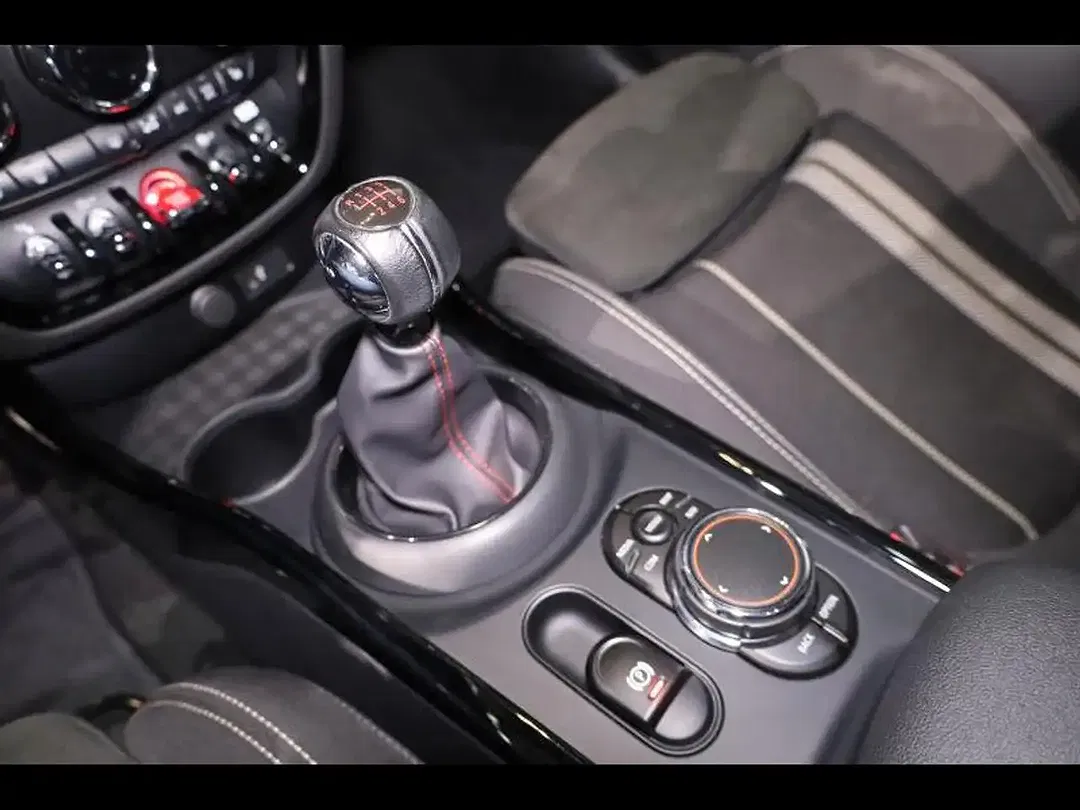MINI Cooper Clubman - Thumbnail 13