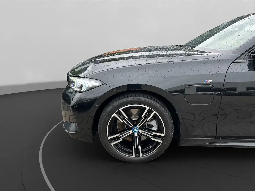 BMW 320 - Thumbnail 14