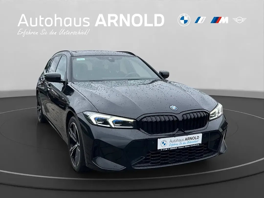 BMW 320 - Thumbnail 3