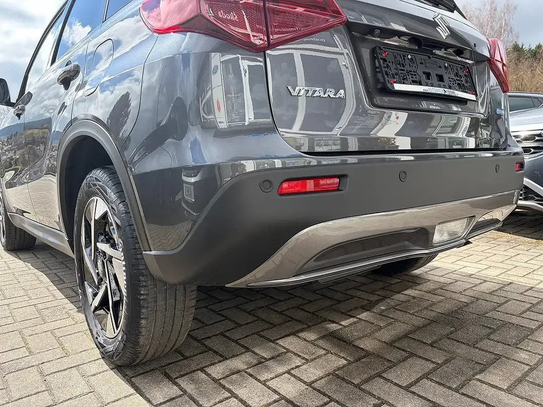 Suzuki Vitara - Thumbnail 13